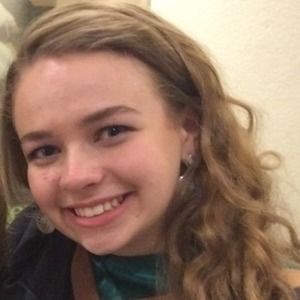 Meet your Posher, Danielle renee